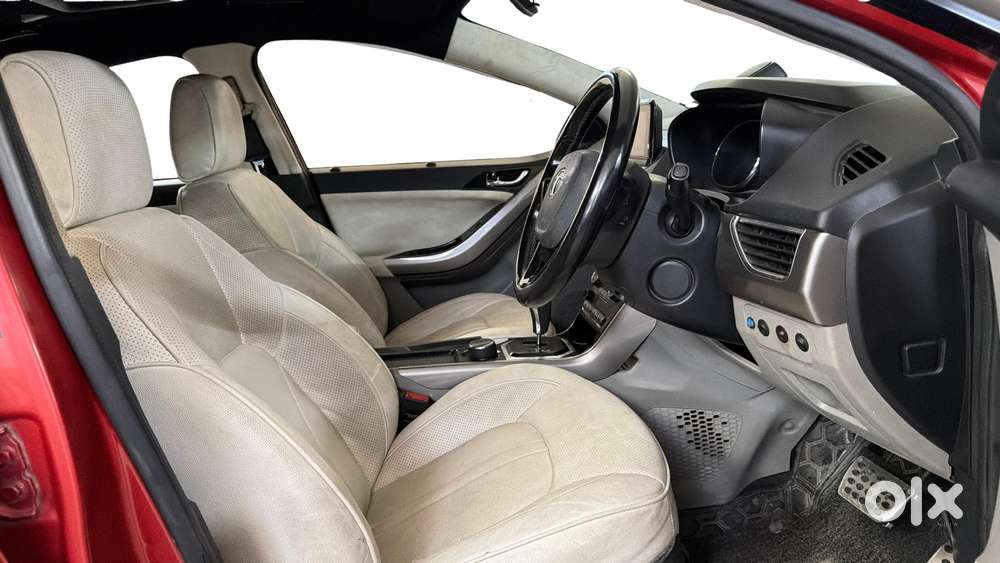 Tata Nexon 1.2 Revotron Xza Plus, 2018, Petrol