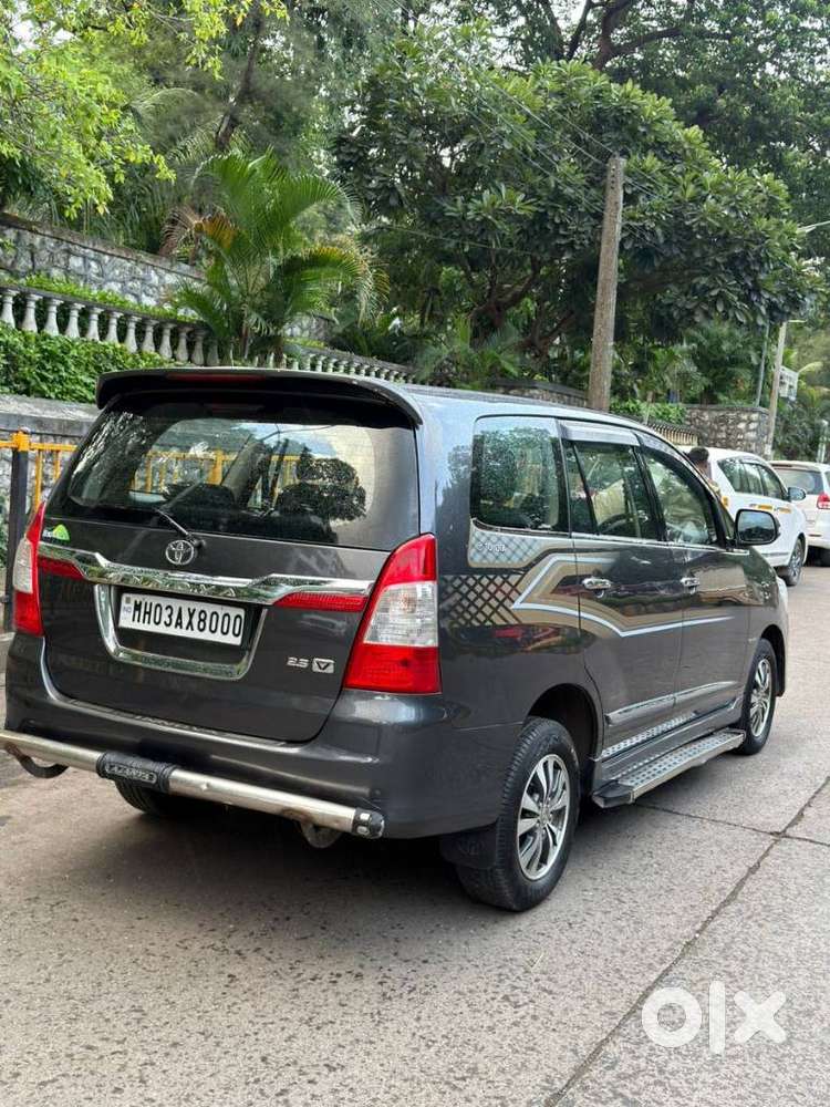 Toyota Innova [ ] 2.5 V Diesel 7 Str, 2015, Diesel
