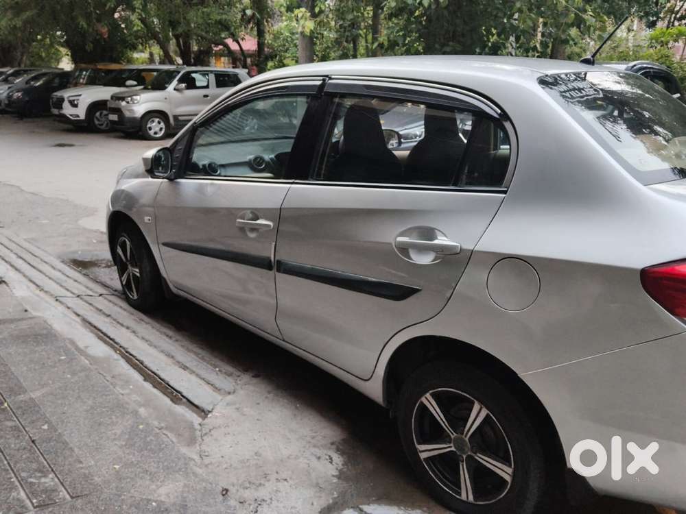 Honda Amaze, 2015, Petrol