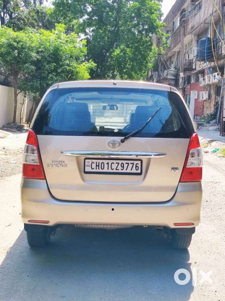Toyota Innova 2.5 V 7 Str, 2009, Diesel
