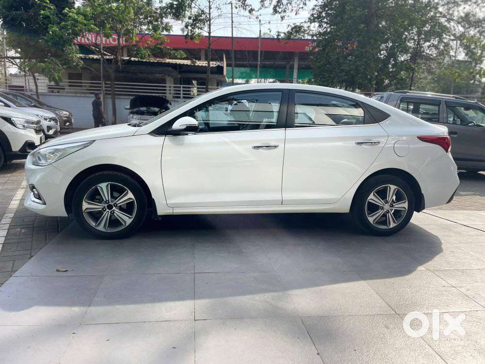 Hyundai Verna Vtvt 1.6 Sx, 2014, Petrol