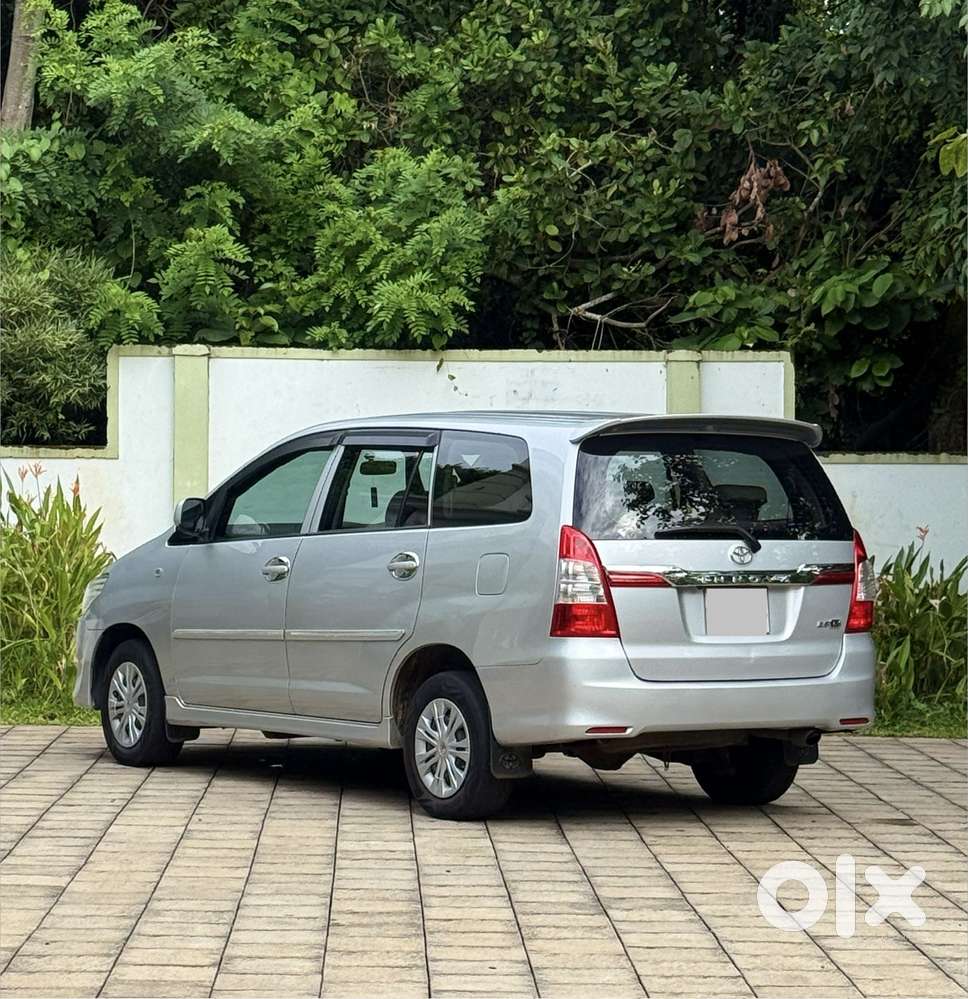 Toyota Innova 2.5 G (diesel) 8 Seater, 2012, Diesel