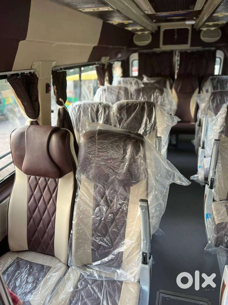Force Motors Tempo Traveller 2022