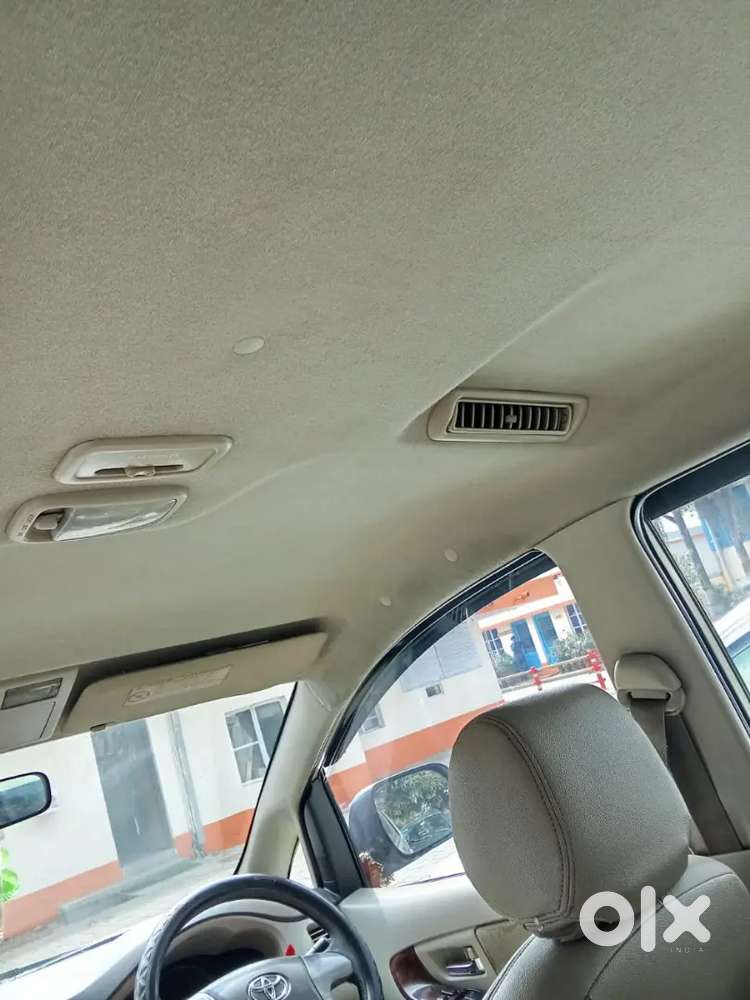 Toyota Innova 2013 Diesel Well Maintained