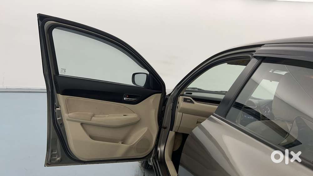 Maruti Suzuki Dzire 1.2 Vxi Amt, 2018, Petrol