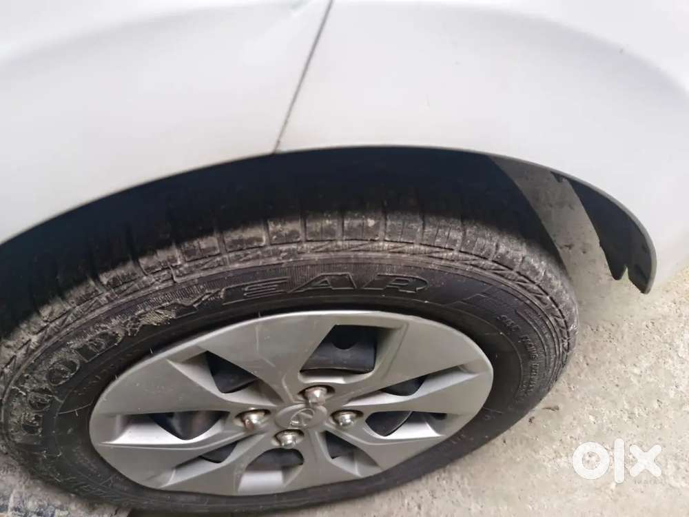 Hyundai Xcent Vvt E+ 2018 Petrol
