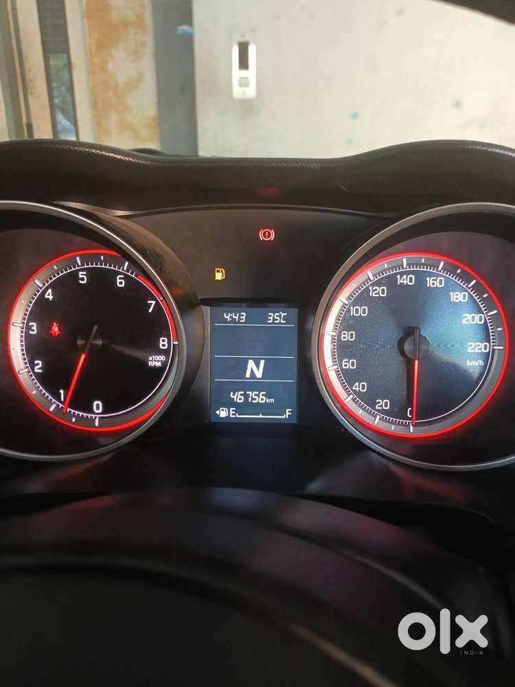 Maruti Suzuki Swift Zxi Amt 2017  47,000 Km  Single Owner