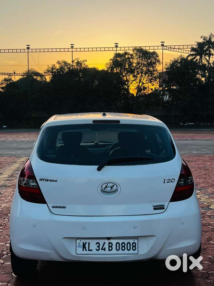 Hyundai I20 1.2 Asta Option With Sunroof, 2011, Diesel