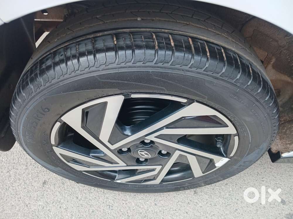 Hyundai New I20 1.5 Asta (o) Mt, 2024, Petrol