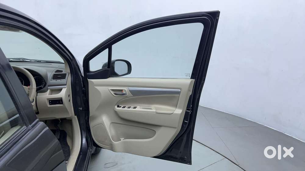 Maruti Suzuki Ertiga Vxi At, 2016, Petrol