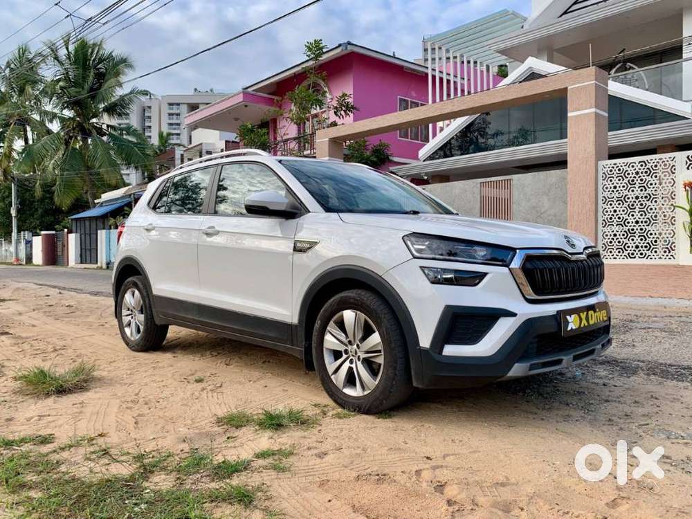 Skoda Kushaq 1.0 Tsi Ambition At, 2023, Petrol
