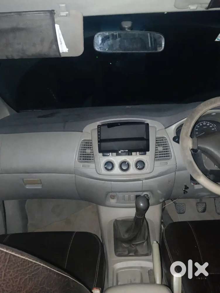 Toyota Innova Diesel 2012