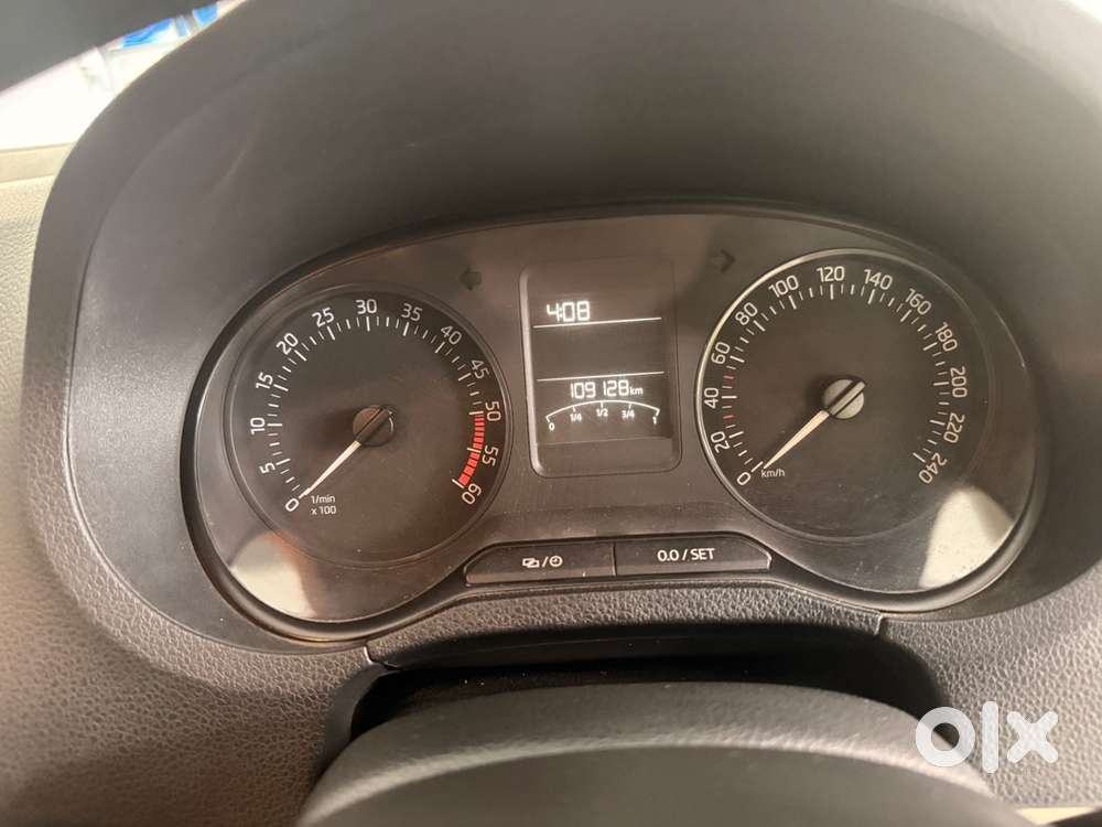 Skoda Rapid Onyx 2018