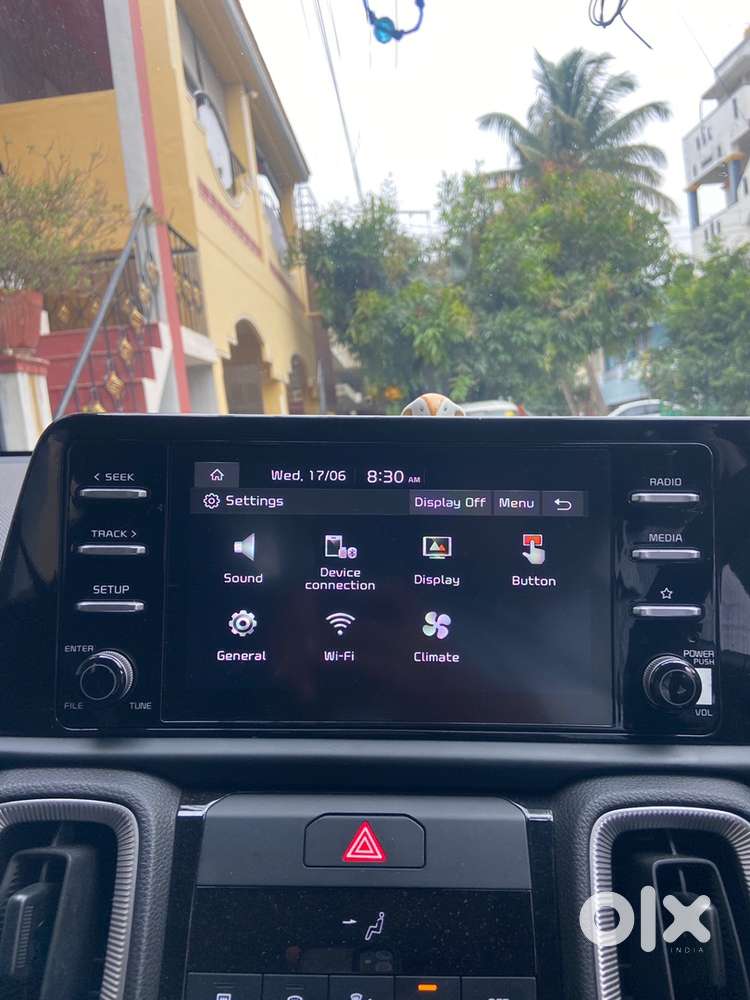 Kia Sonet Petrol Manual 2025