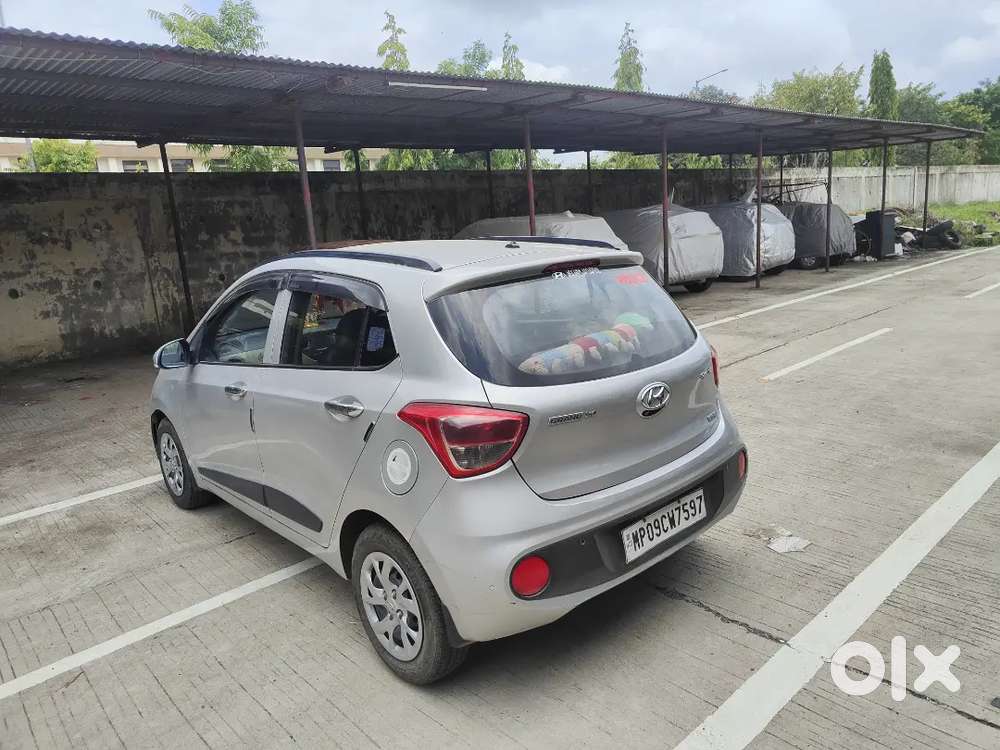 Hyundai Grand I10 2017 Car