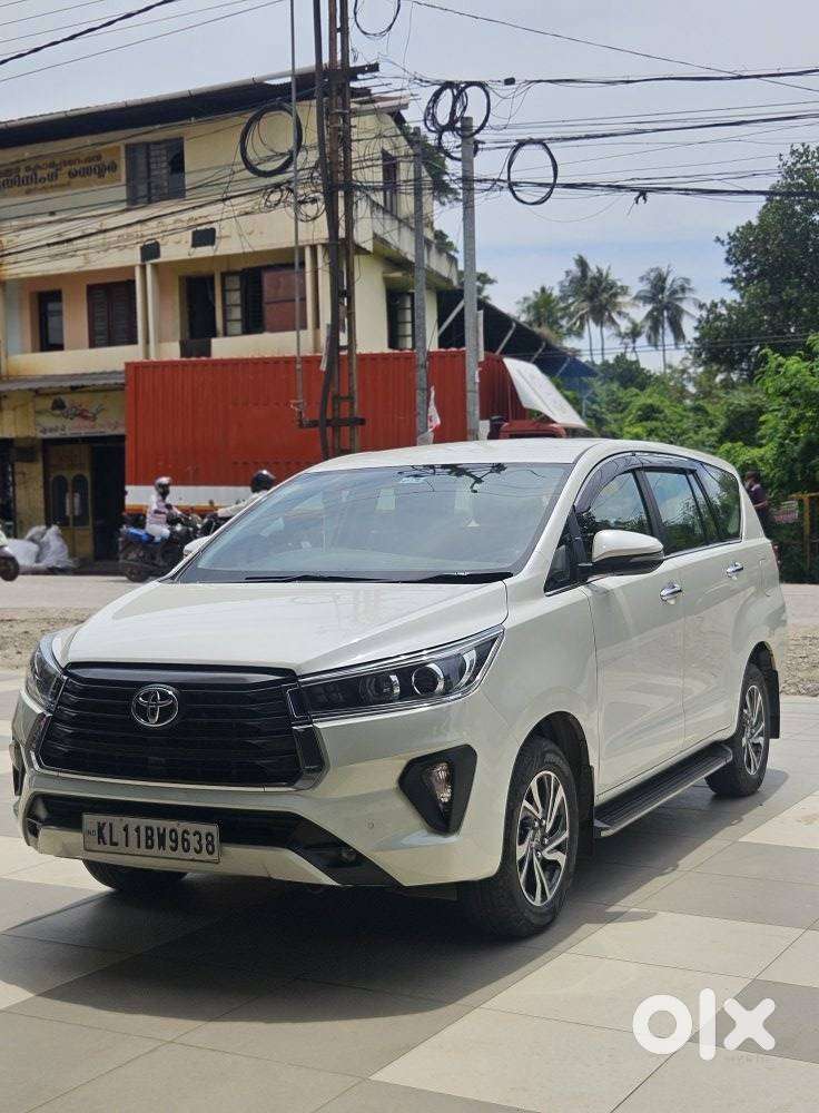 Toyota Innova Crysta 2.4 V 7 Str, 2022, Diesel