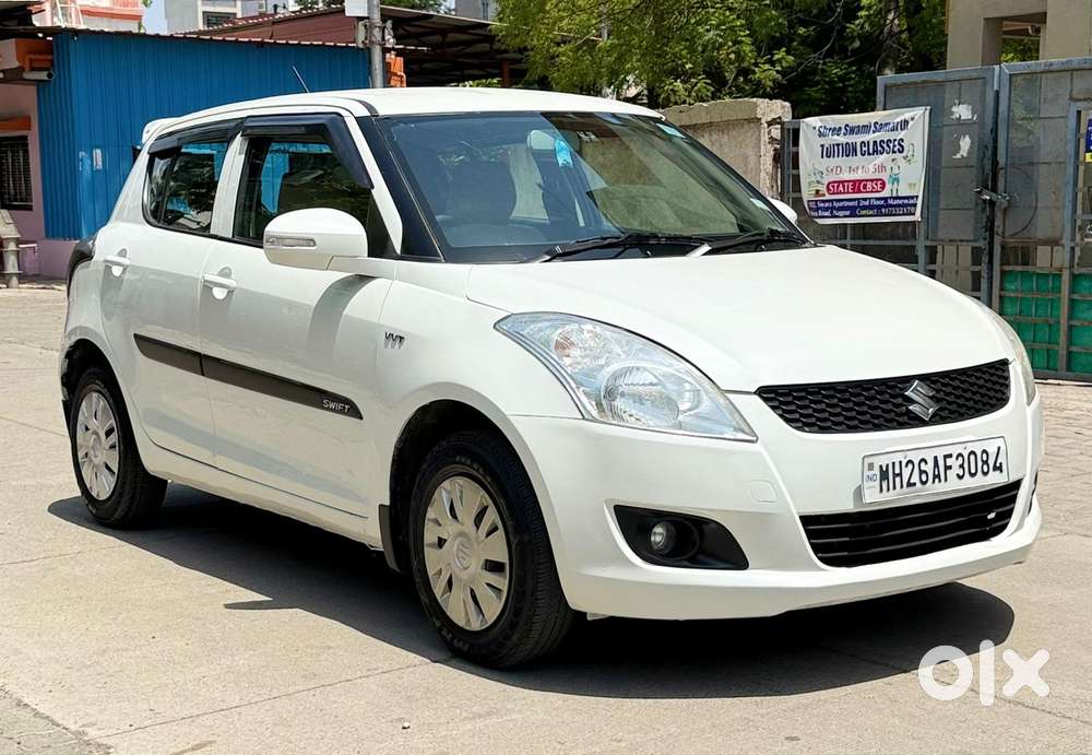 Maruti Suzuki Swift Vxi + Manual, 2013, Petrol