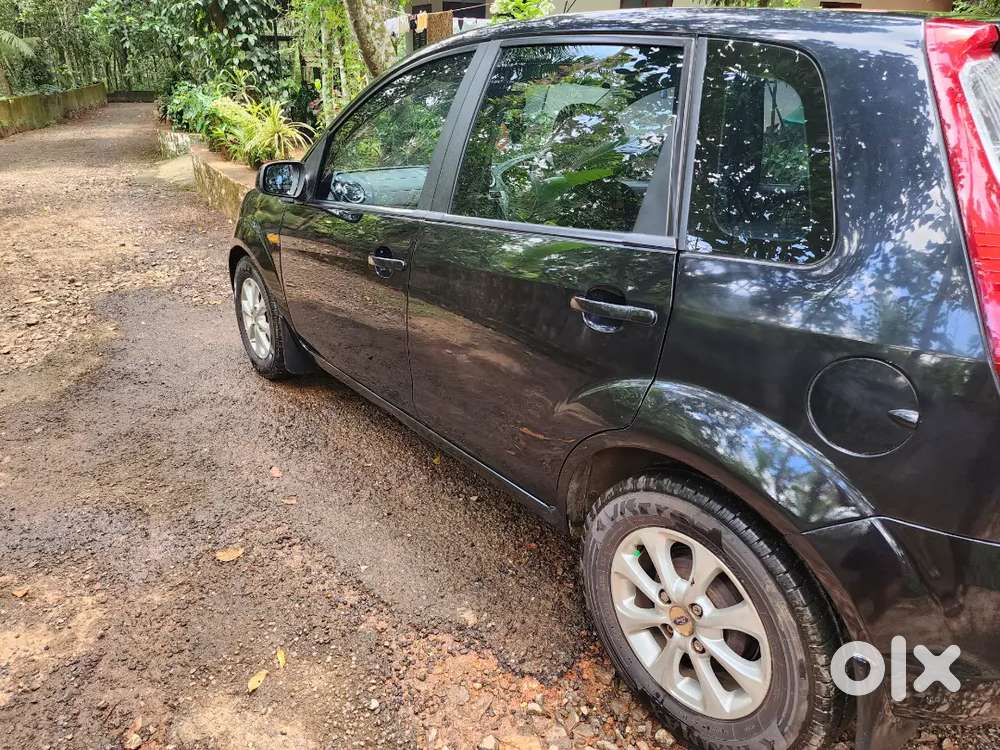 Ford Figo 2011 Petrol Manual