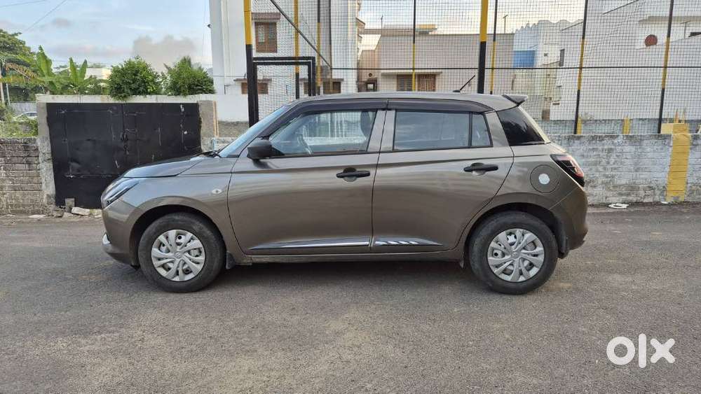 Maruti Suzuki Swift Lxi, 2025, Petrol