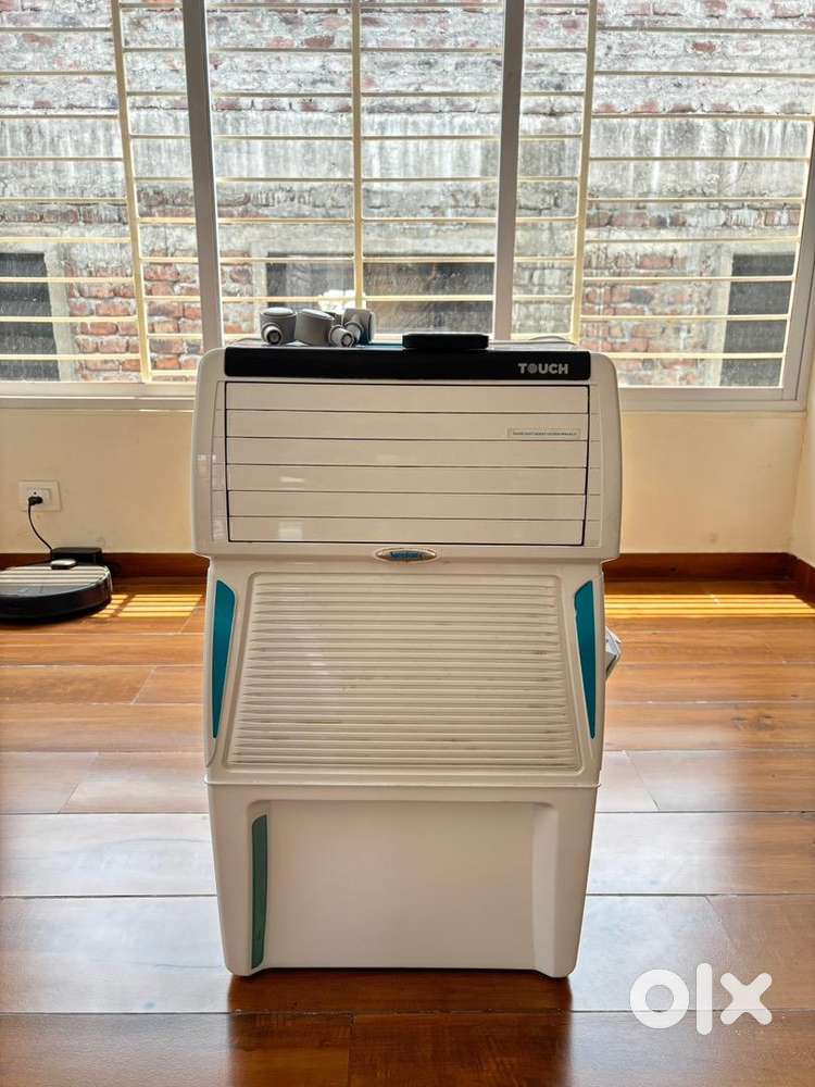 てるてる Symphony 35 L cooler with touch control and remote - ACs in
