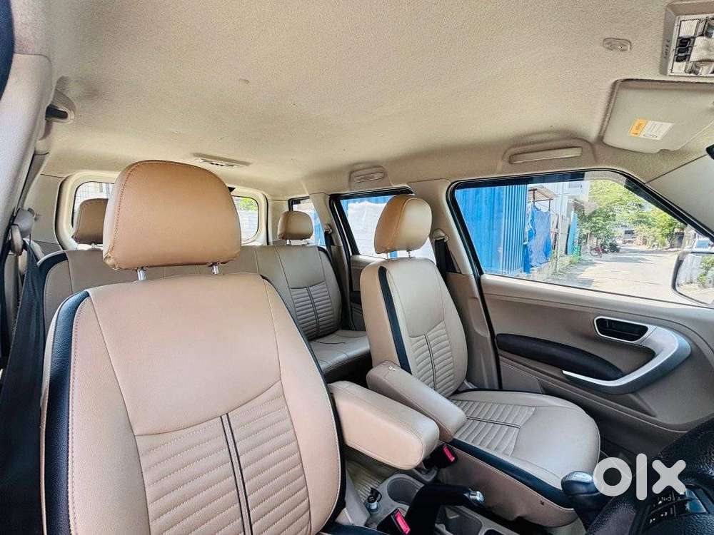 Mahindra Tuv 300 T8, 2016, Diesel