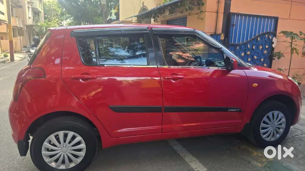 Maruti Swift Vxi
