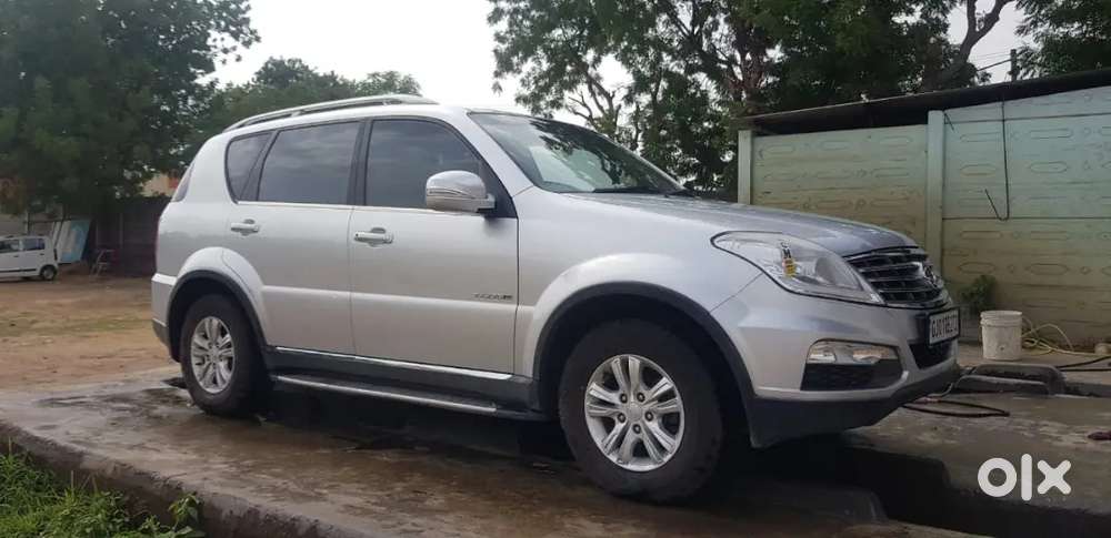Mahindra Rexton Diesel 2014 With Top Model Rx7.. Fully Automatic,  Sin