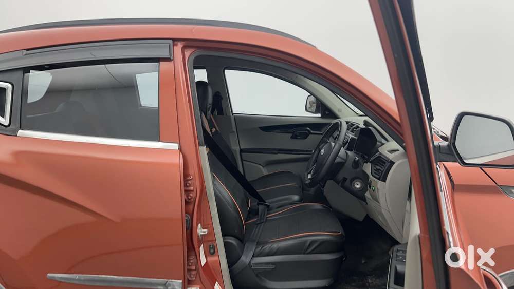 Mahindra Kuv 100 Mfalcon G80 K4, 2017, Petrol