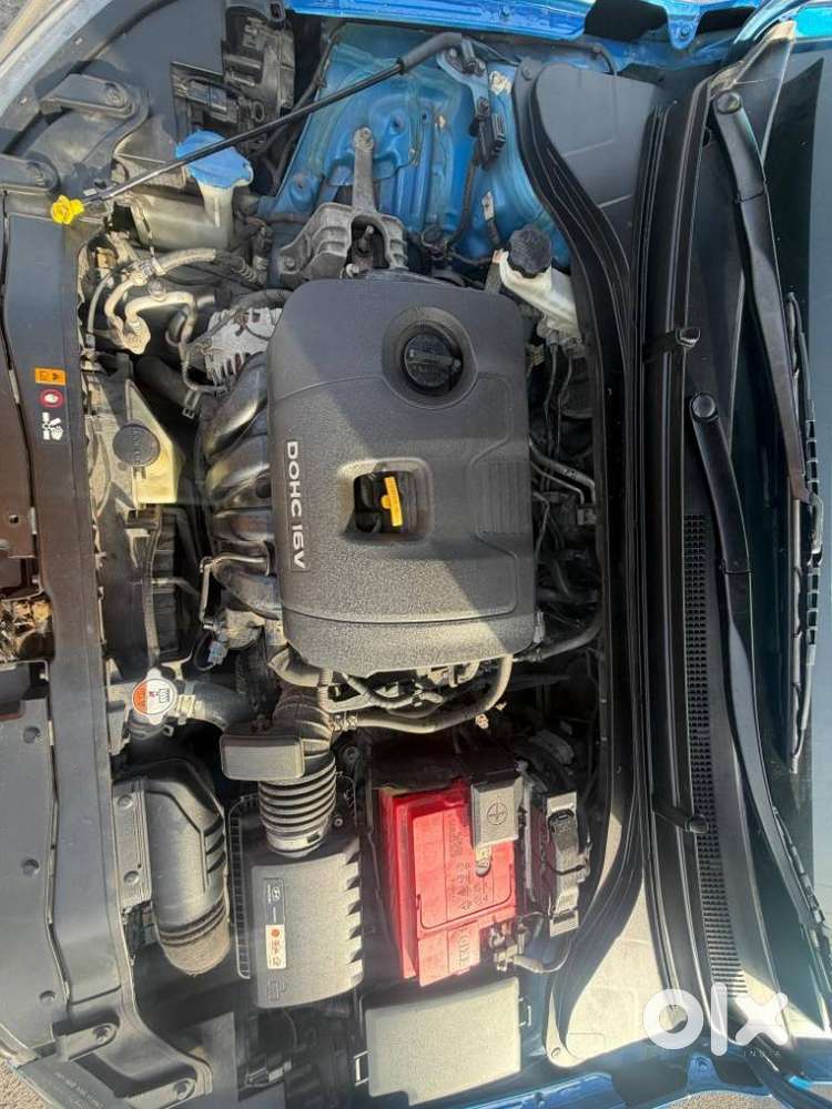 Hyundai Elantra, 2019, Petrol
