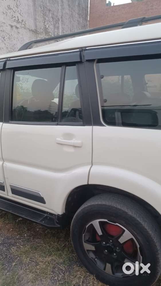 Mahindra Scorpio 2019 Diesel 50000 Km