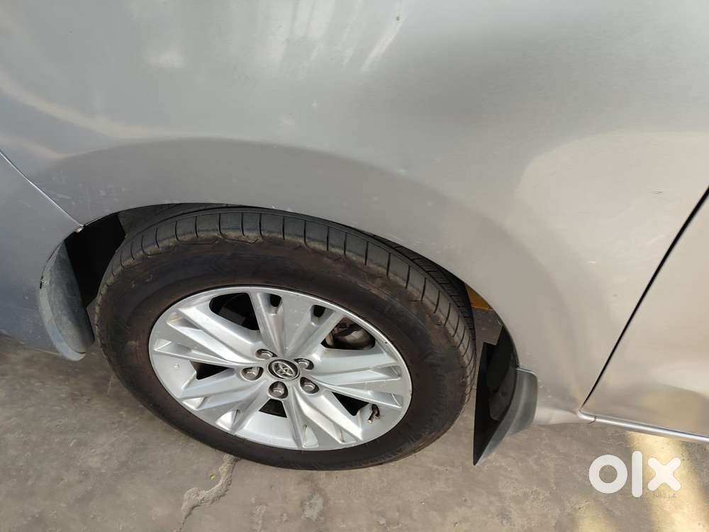 Toyota Innova Crysta 2.8z Automatic, 2016, Diesel