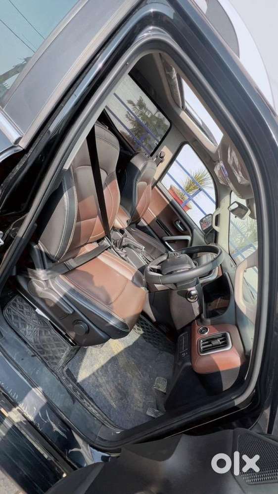Mahindra Petrol 2023 Model