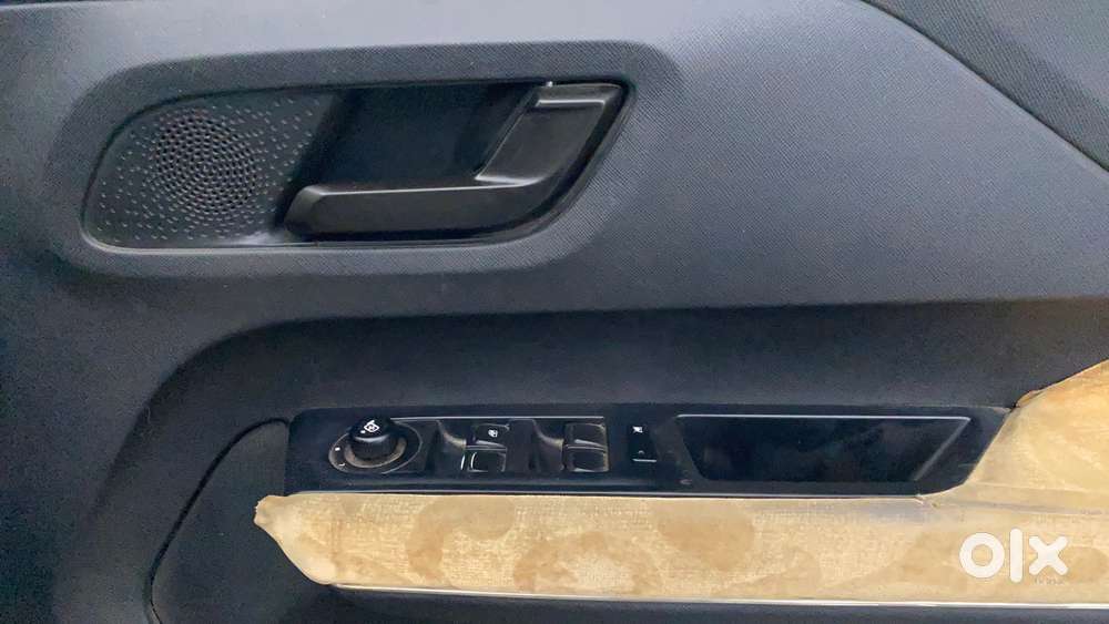 Tata Punch Camo Adventure Mt, 2022, Petrol