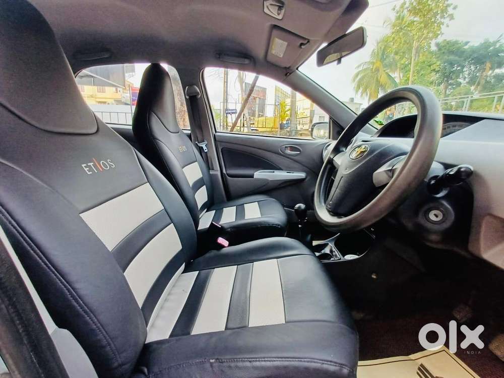 Toyota Etios 2010-2012 V, 2011, Petrol