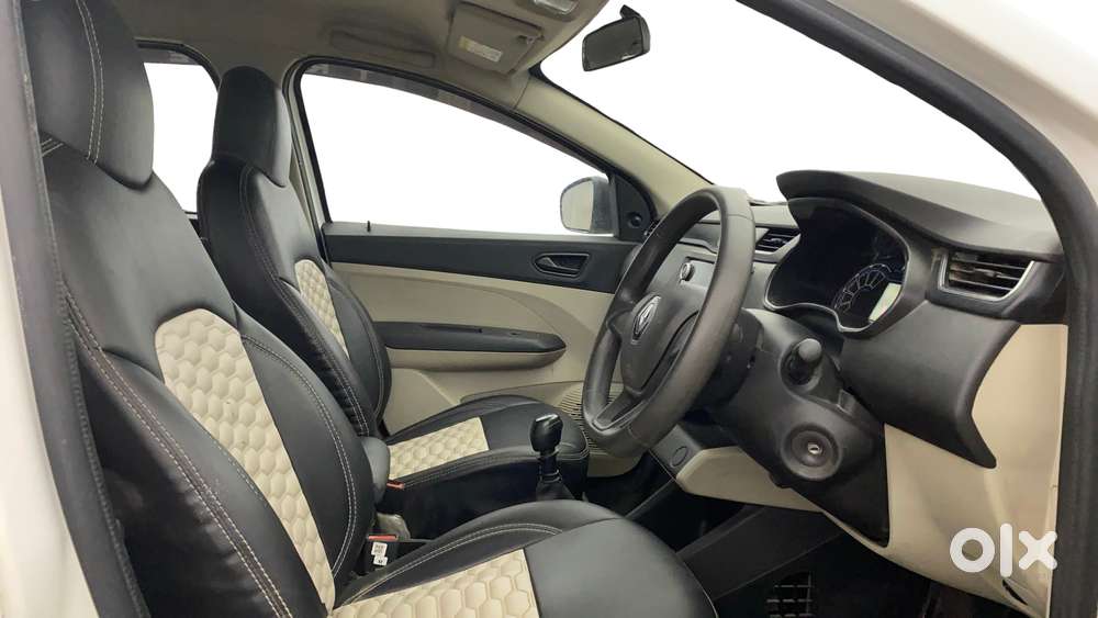 Renault Triber Rxl, 2022, Petrol