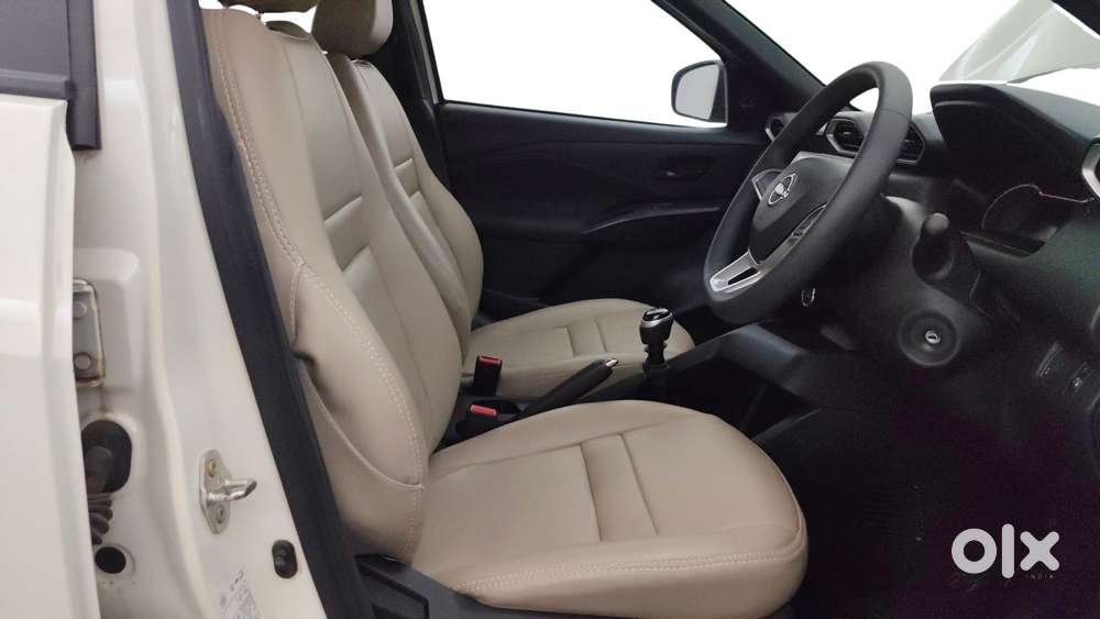 Nissan Magnite Visia Mt, 2025, Petrol