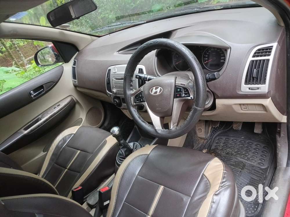 Hyundai I20 Petrol Manual 2011