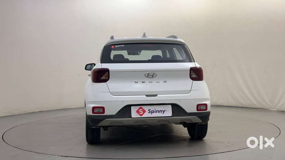Hyundai Venue 1.2 S Plus, 2022, Petrol
