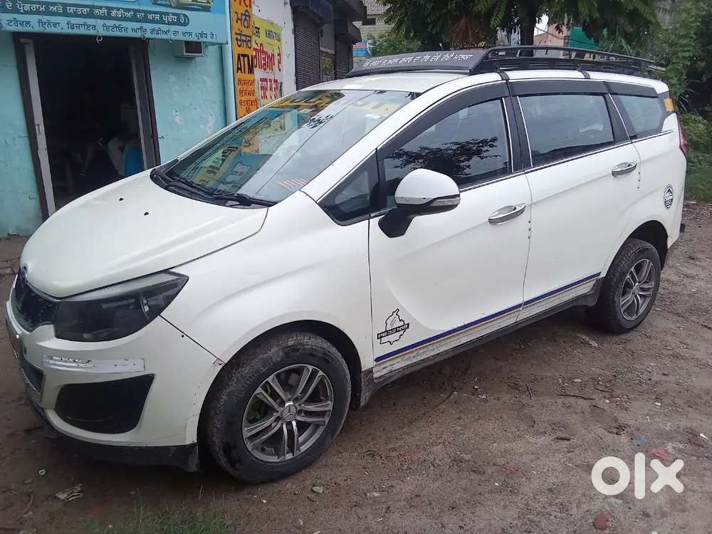 Mahindra Marazzo 2019 Variant