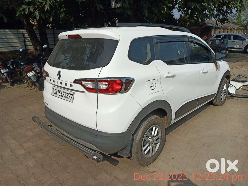 Renault Triber Petrol 2023