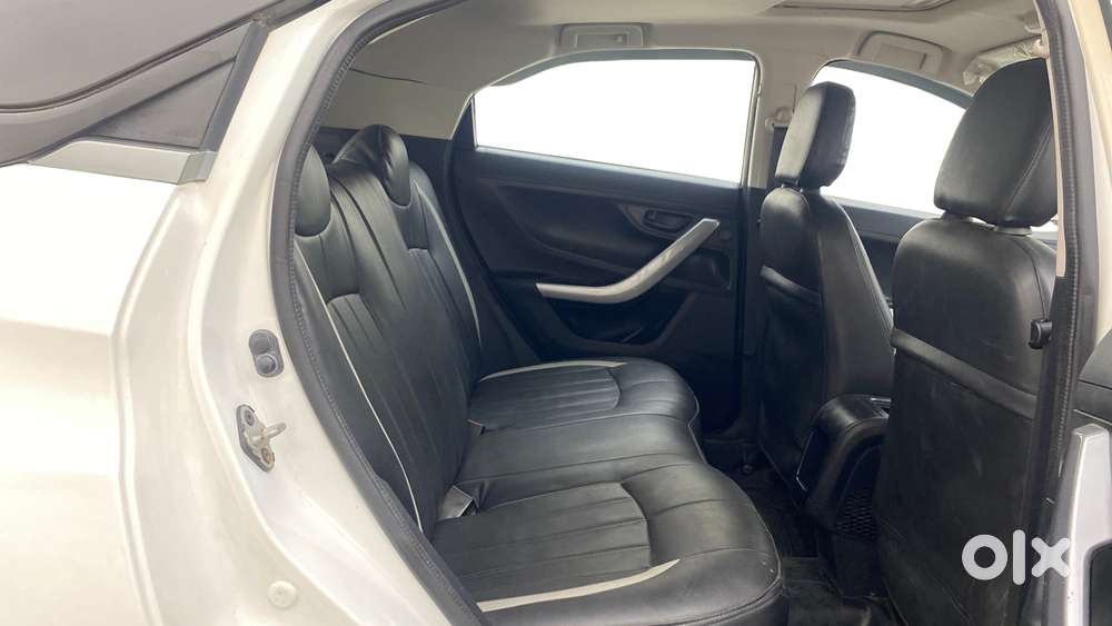 Tata Nexon 1.2 Revotron Xm (s), 2021, Petrol