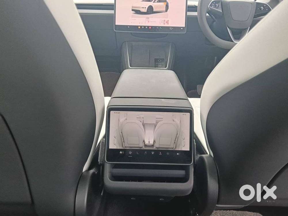Tesla Model Y Rear-wheel Drive (rwd), 2025, Electric