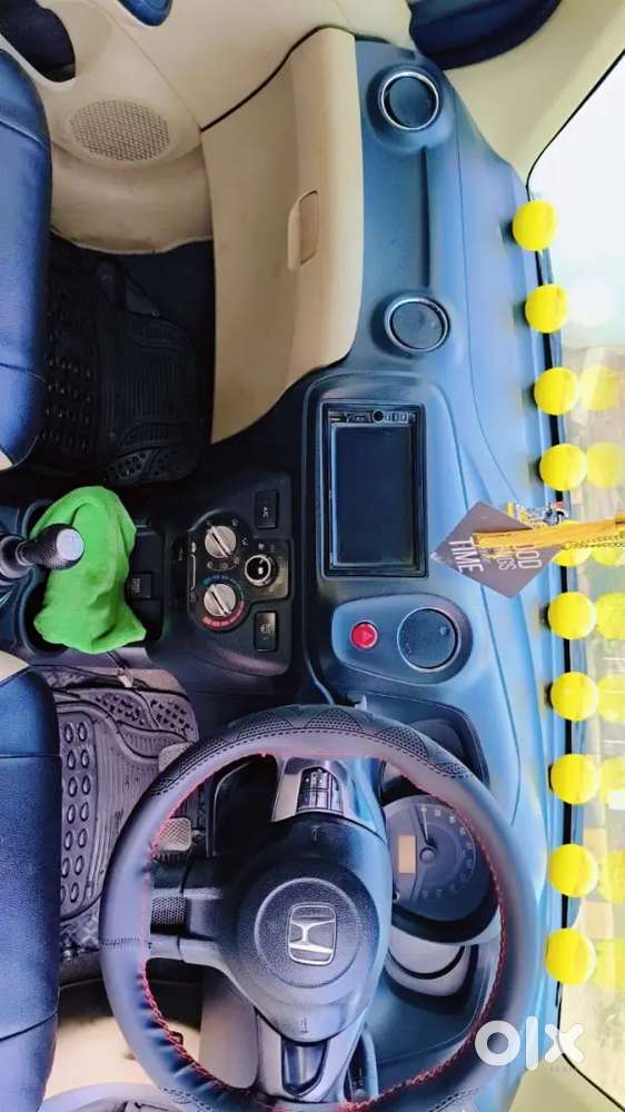 Honda Brio 2015 Petrol Well Maintained