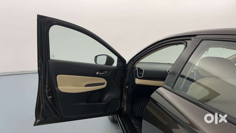 Honda City 1.5 Zx I-vtec Mt, 2023, Petrol