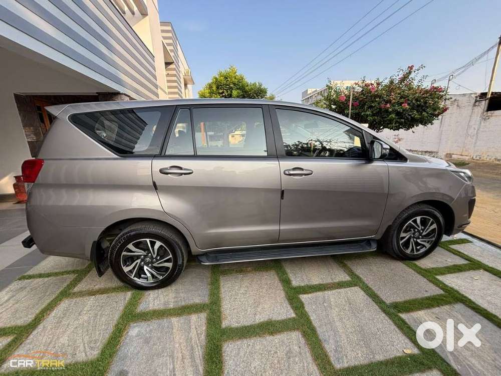 Toyota Innova Crysta 2.4 G Mt 8s, 2021, Diesel