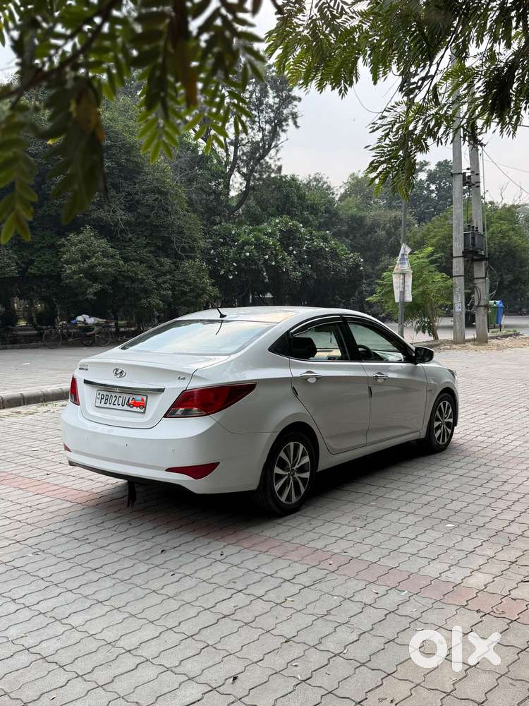 Hyundai Verna, 2015, Diesel