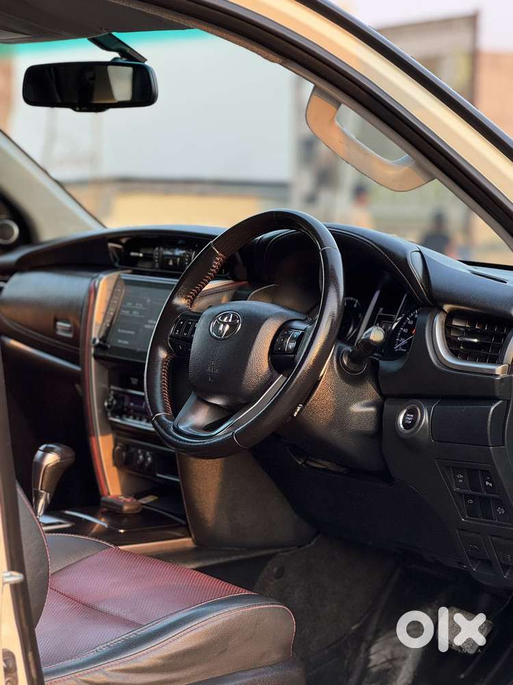 Toyota Fortuner Legender 4x2 At 2.8, 2021, Diesel