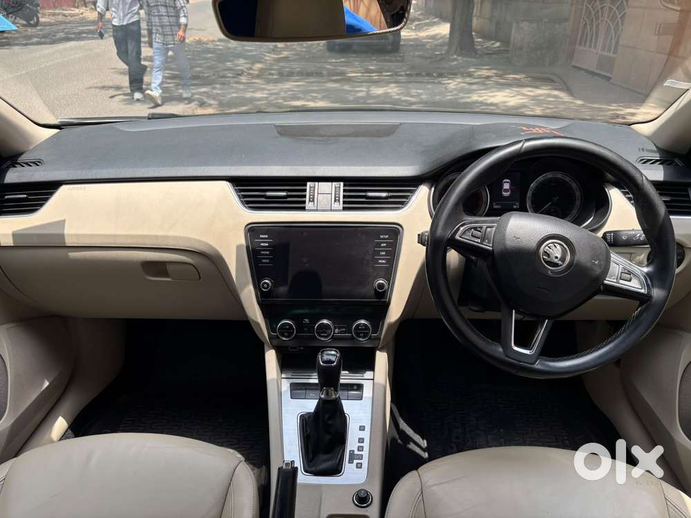 Skoda Octavia 1.8 Tsi At Style, 2018, Petrol