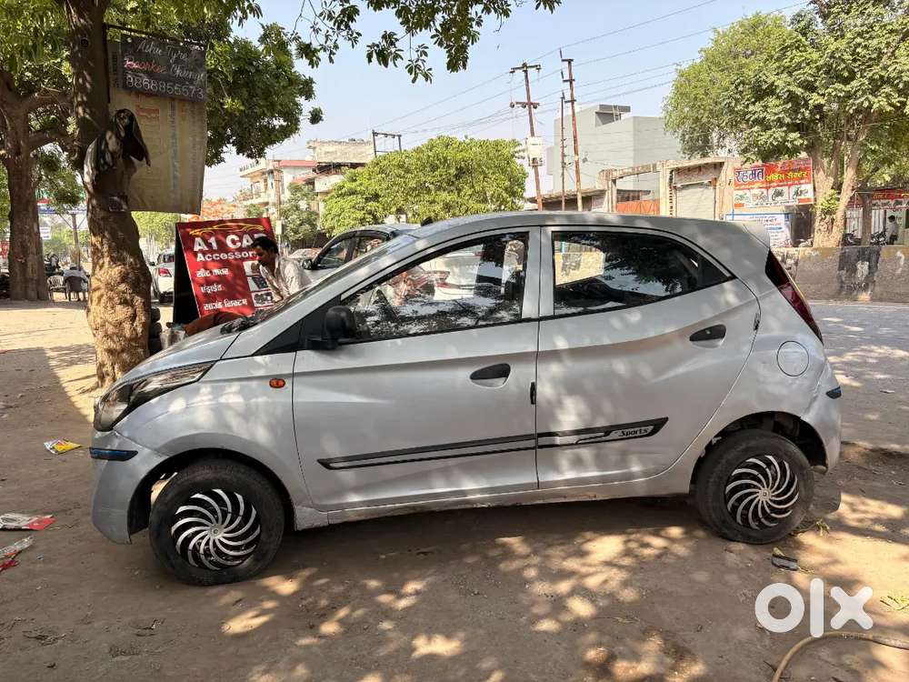 Hyundai Eon 2014 Cng & Hybrids Well Maintained