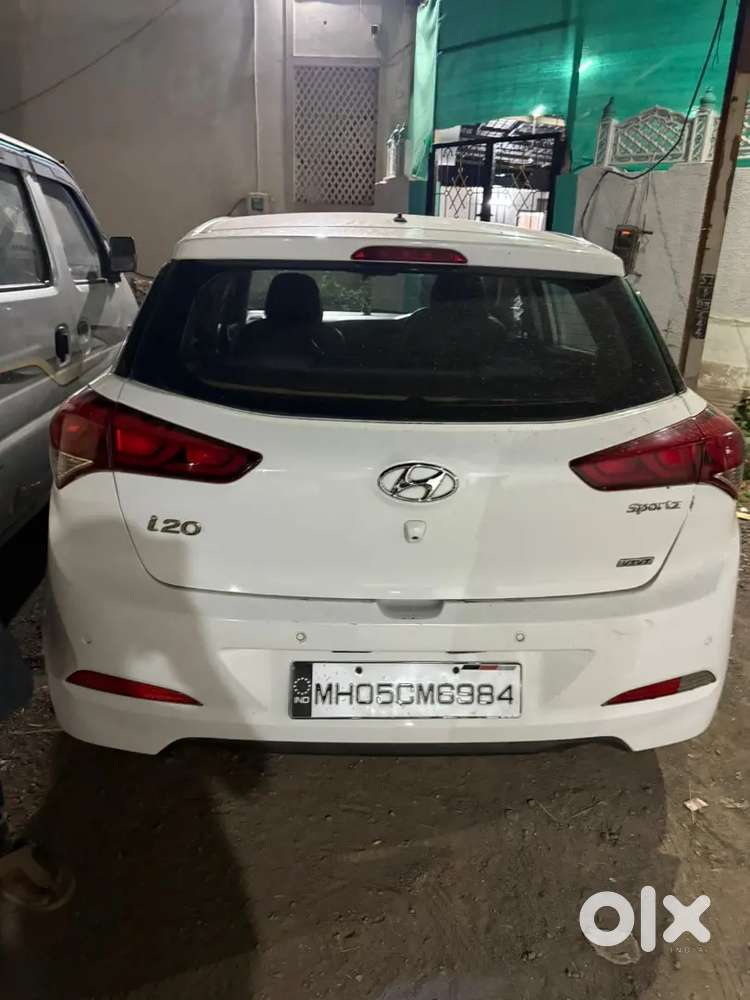 Hyundai I20 2015 Petrol 130000 Km Driven